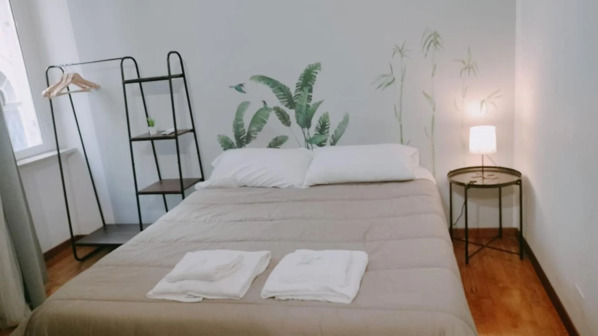 The Stay ローマ 0*,  イタリア